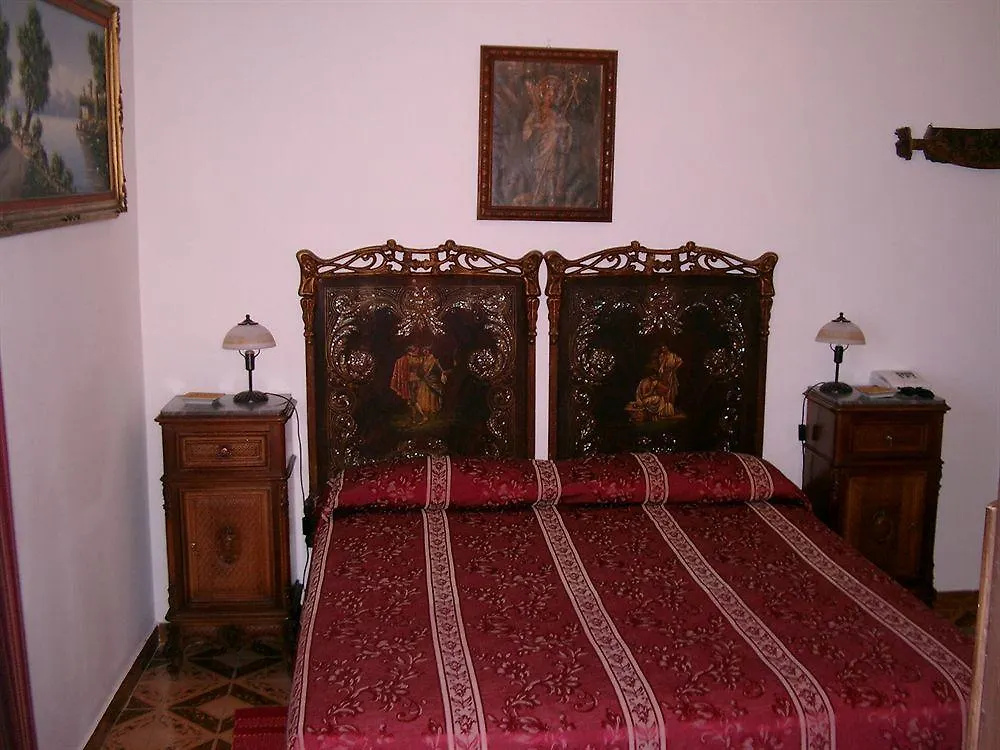 ***  Hotel La Riva Giardini Naxos Italy