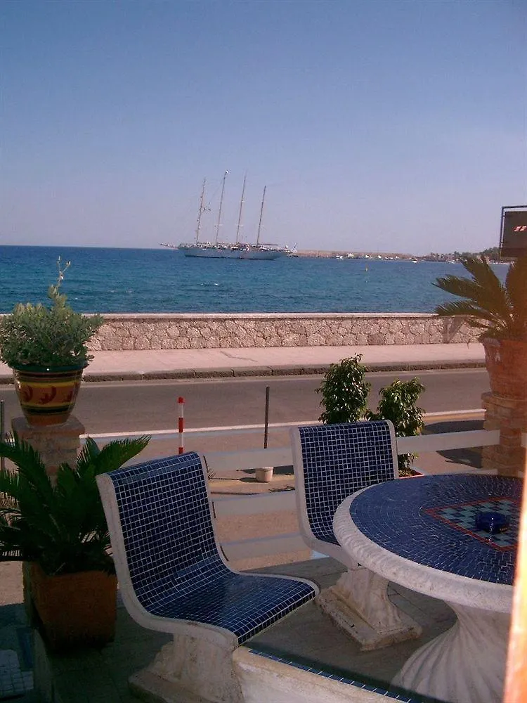 Hotel La Riva Giardini Naxos 3*,  Italy