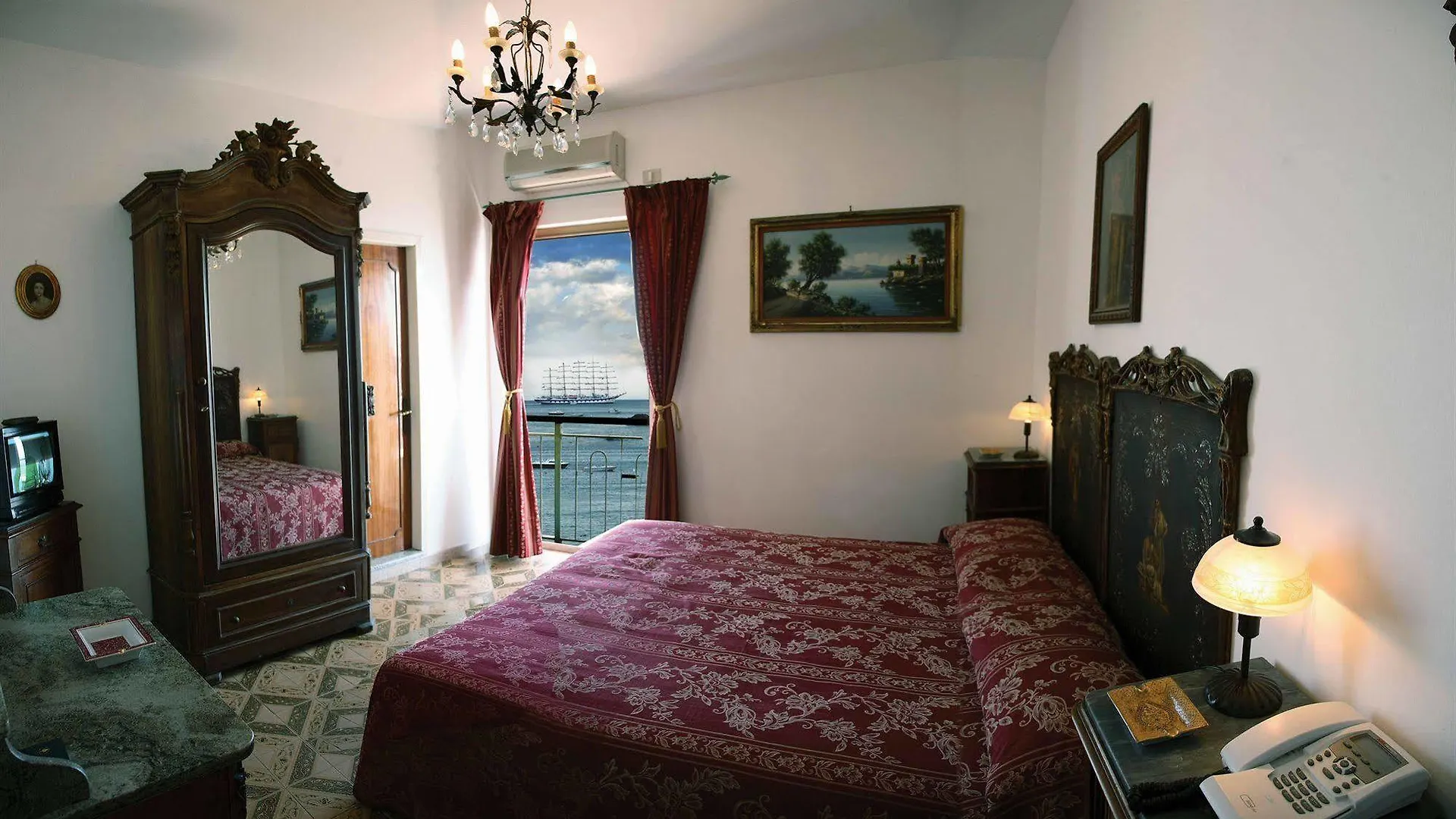 Hotel La Riva Giardini Naxos
