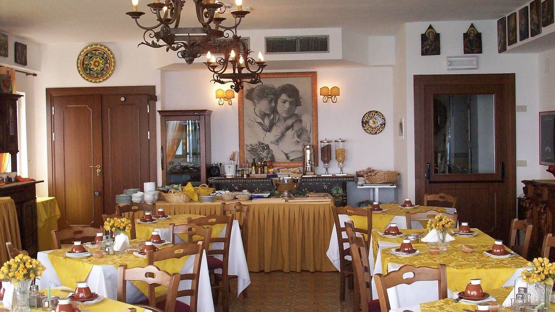 Hotel La Riva Giardini Naxos
